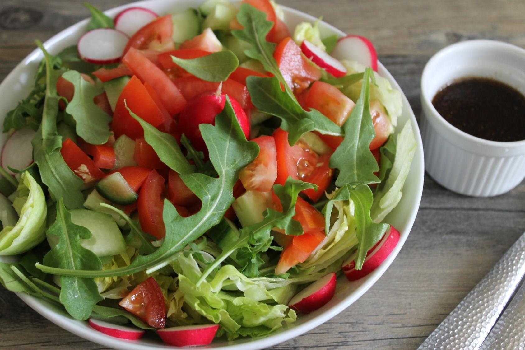 Everyday Salad with Balsamic Dijon Dressing Cairo Cooking