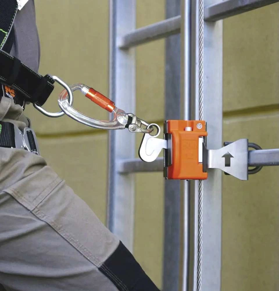 Automatic PassThrough Cable Sleeve w/ integral swivel and carabiner CAI Safety Systems, Inc.