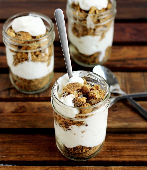 CHOCOLATE CHIP COOKIE GREEK YOGURT PARFAITS cait's plate
