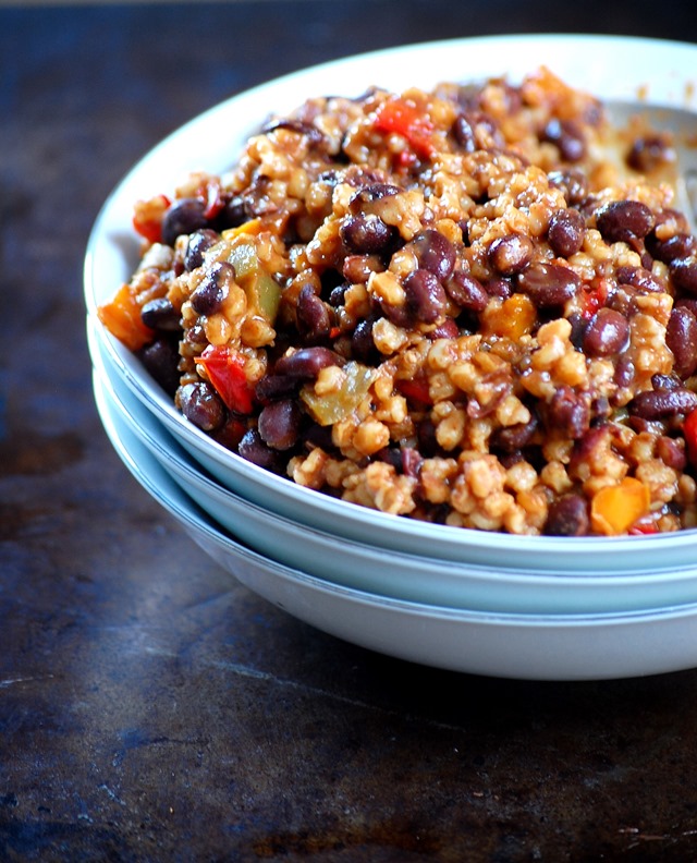 black bean, wheat berry & vegetable chili cait's plate