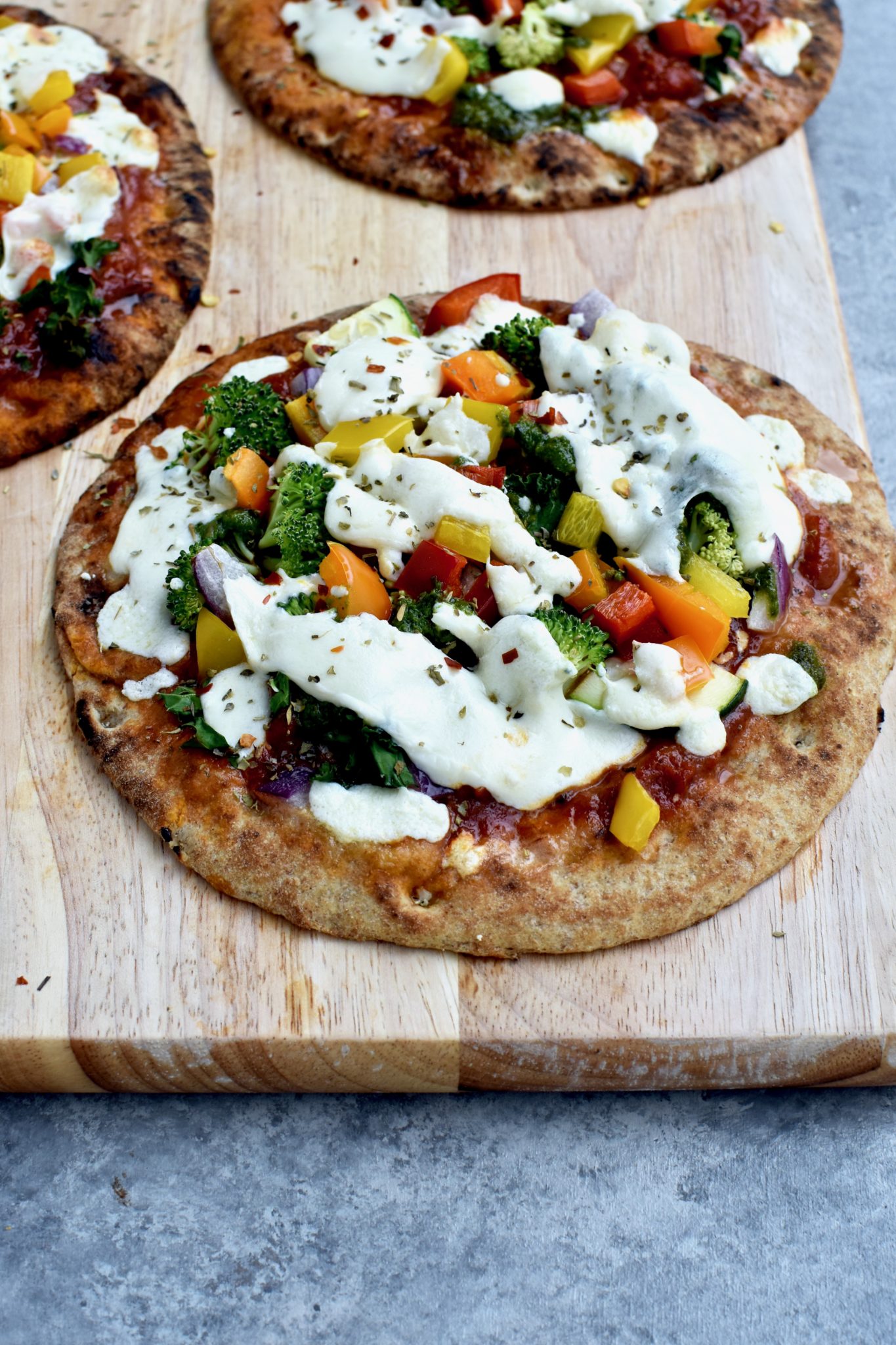 easy whole grain flatbread pizzas cait's plate