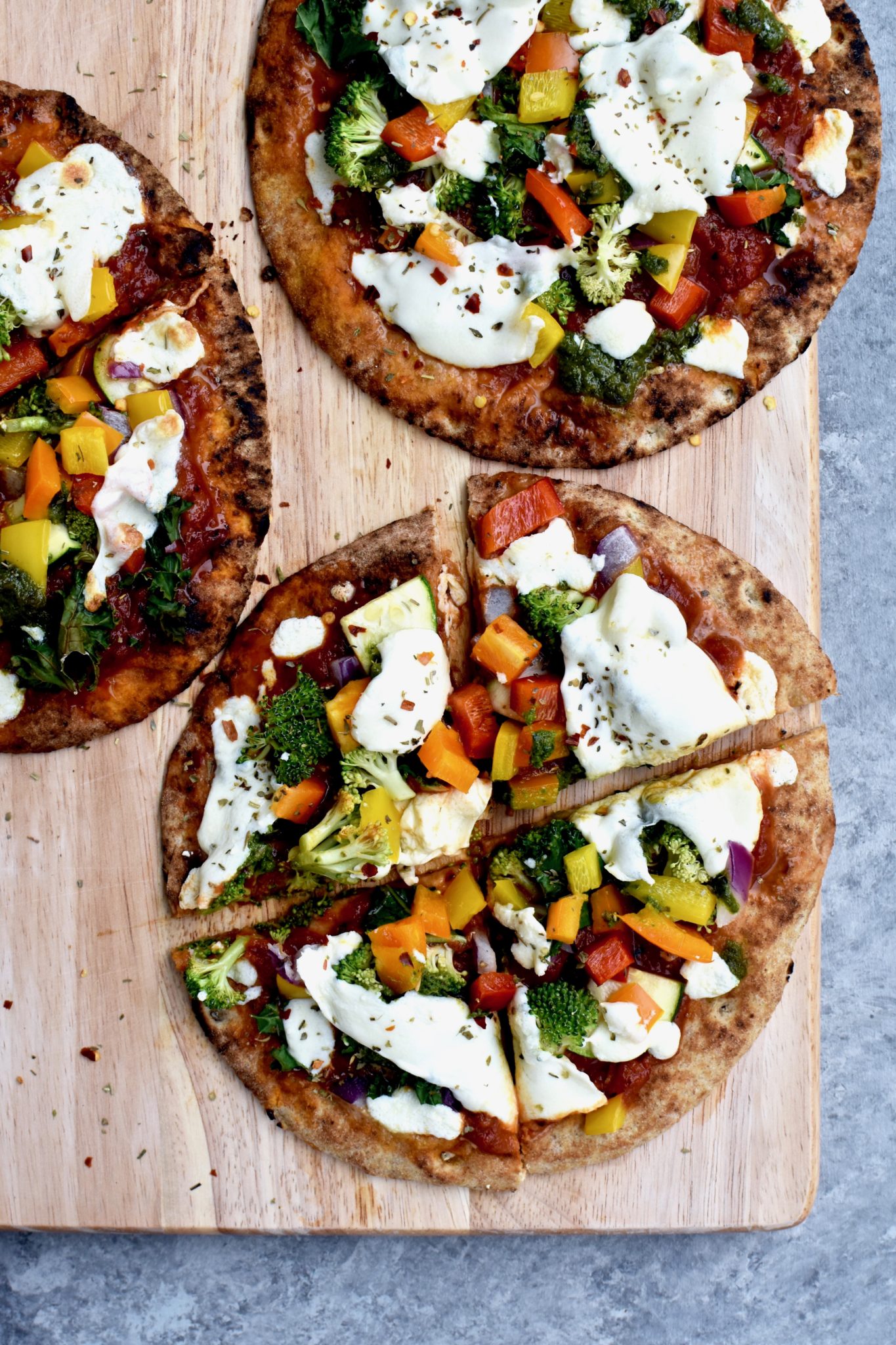 easy whole grain flatbread pizzas cait's plate