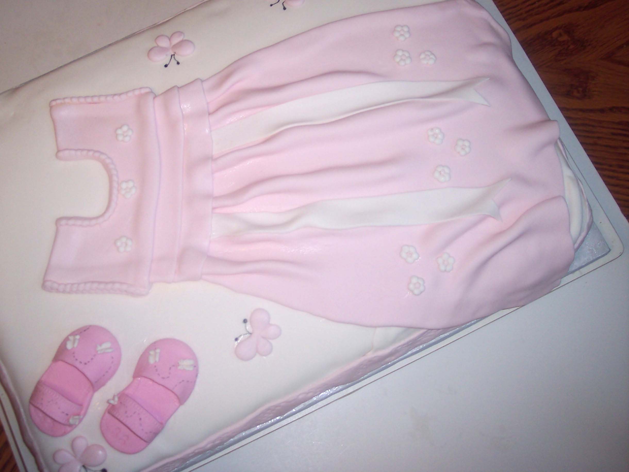 how to make a baby shower cake The Sugar Lane