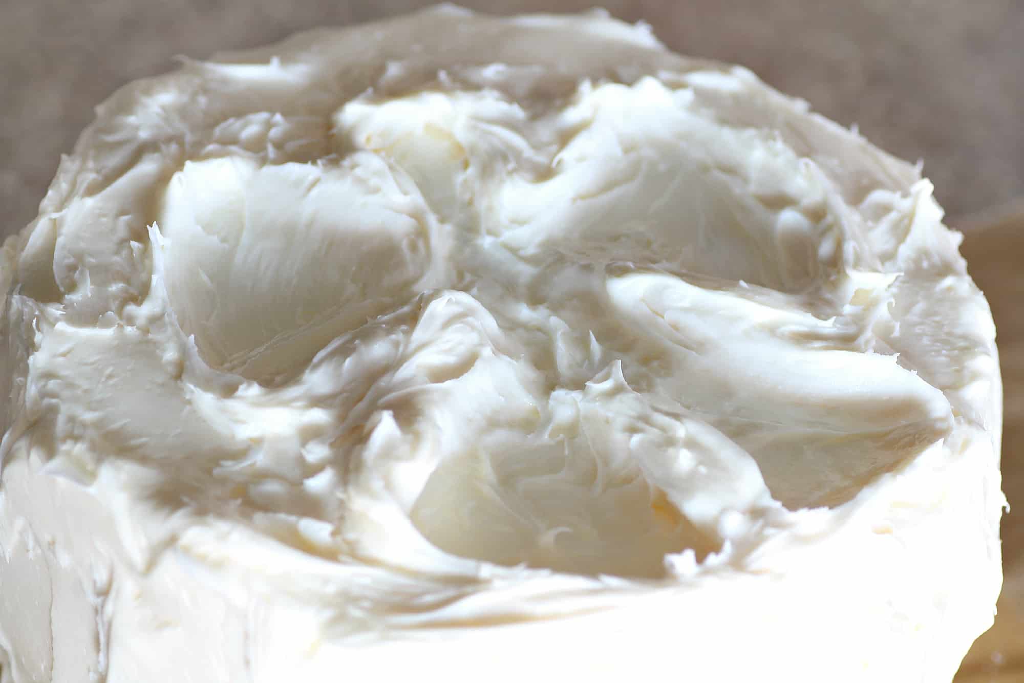 How to Make a Snow Angel Cake •