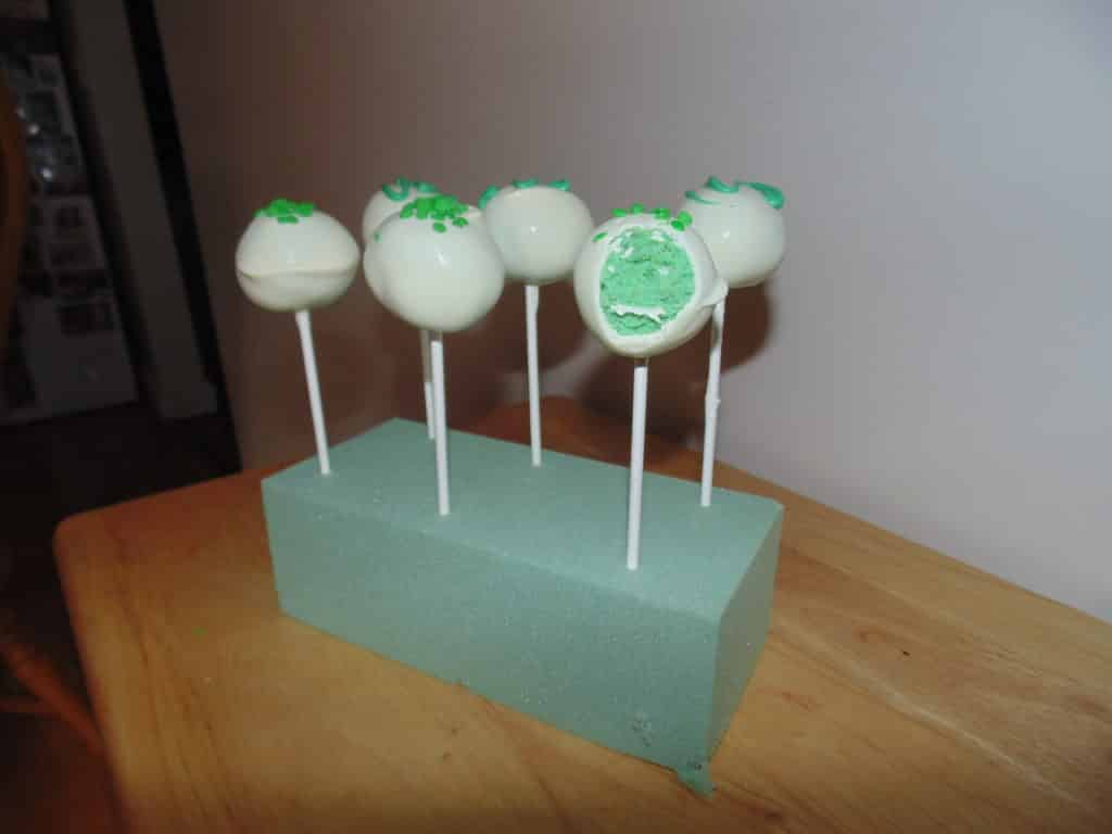 St. Patrick's Day Cake Pops •