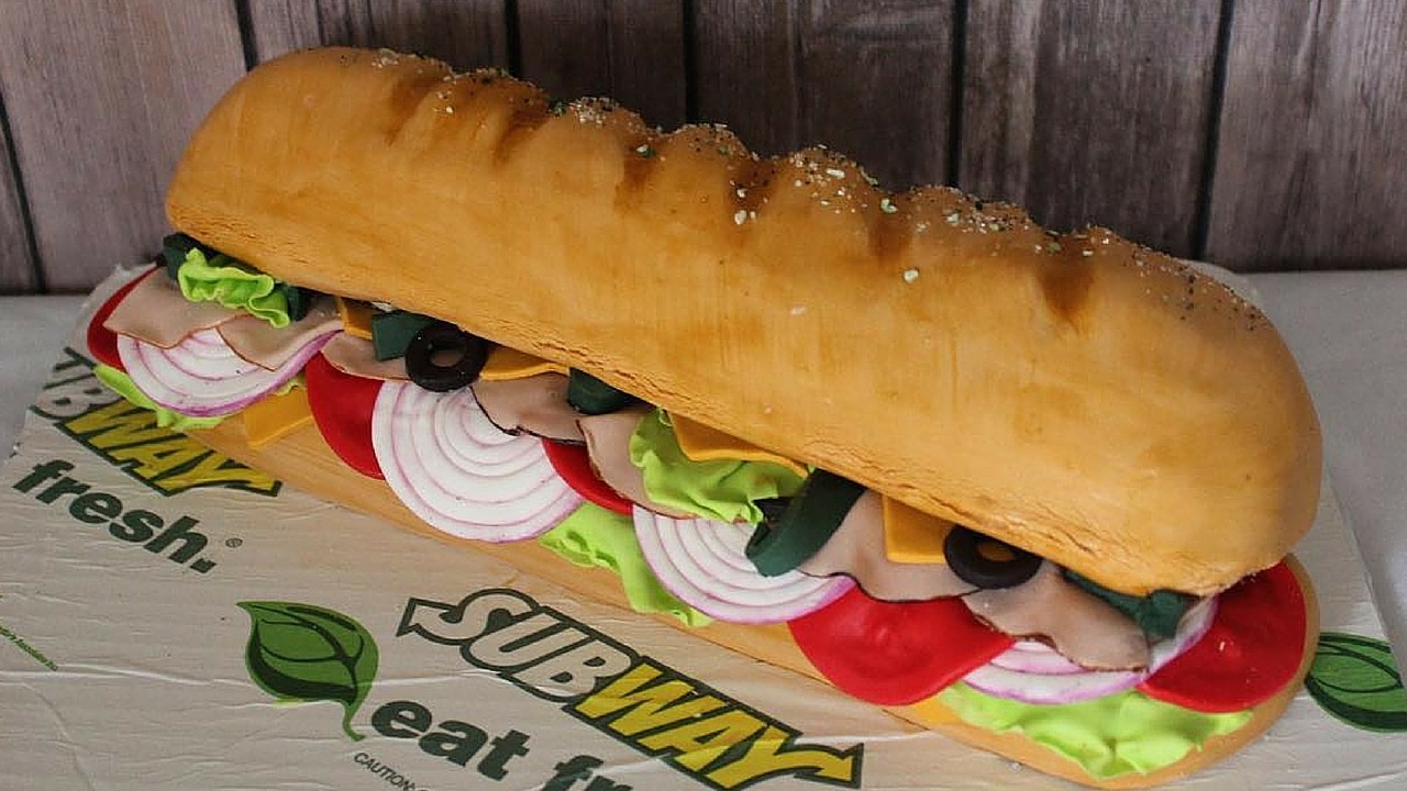 Junk Food Cake Gallery Pizza And Hamburger Cake Class Cakerschool