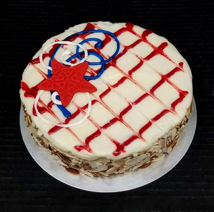 July Almond Raspberry Cakes de Fleur