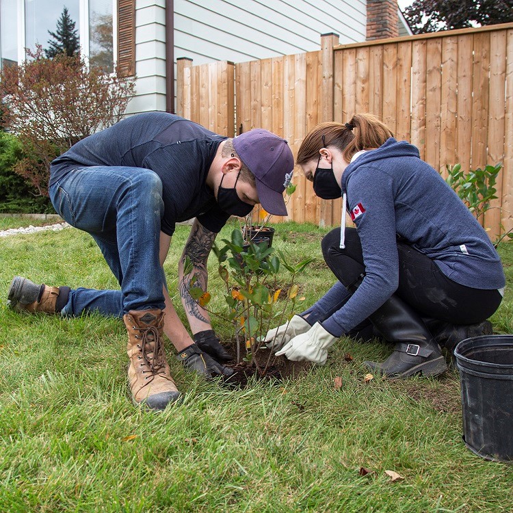 Bolton resident goes green after winning home makeover - Vimarsana News