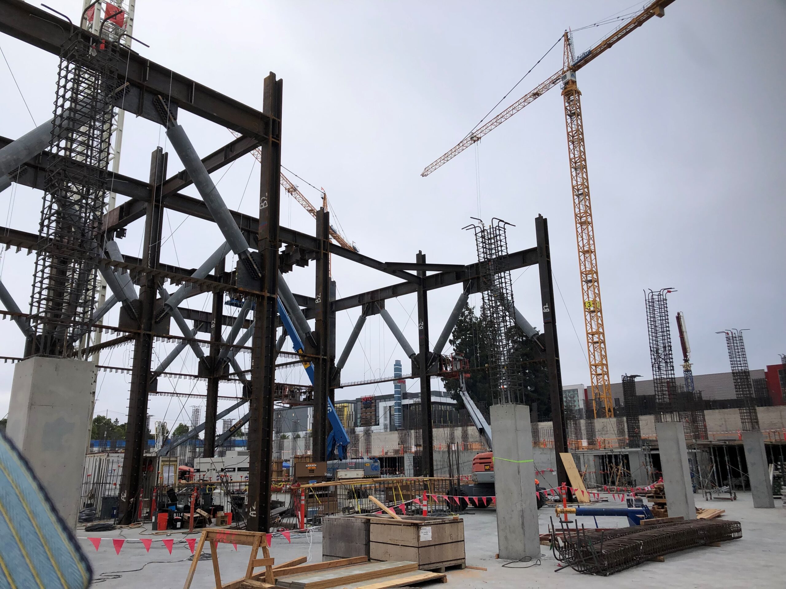 Home California Erectors