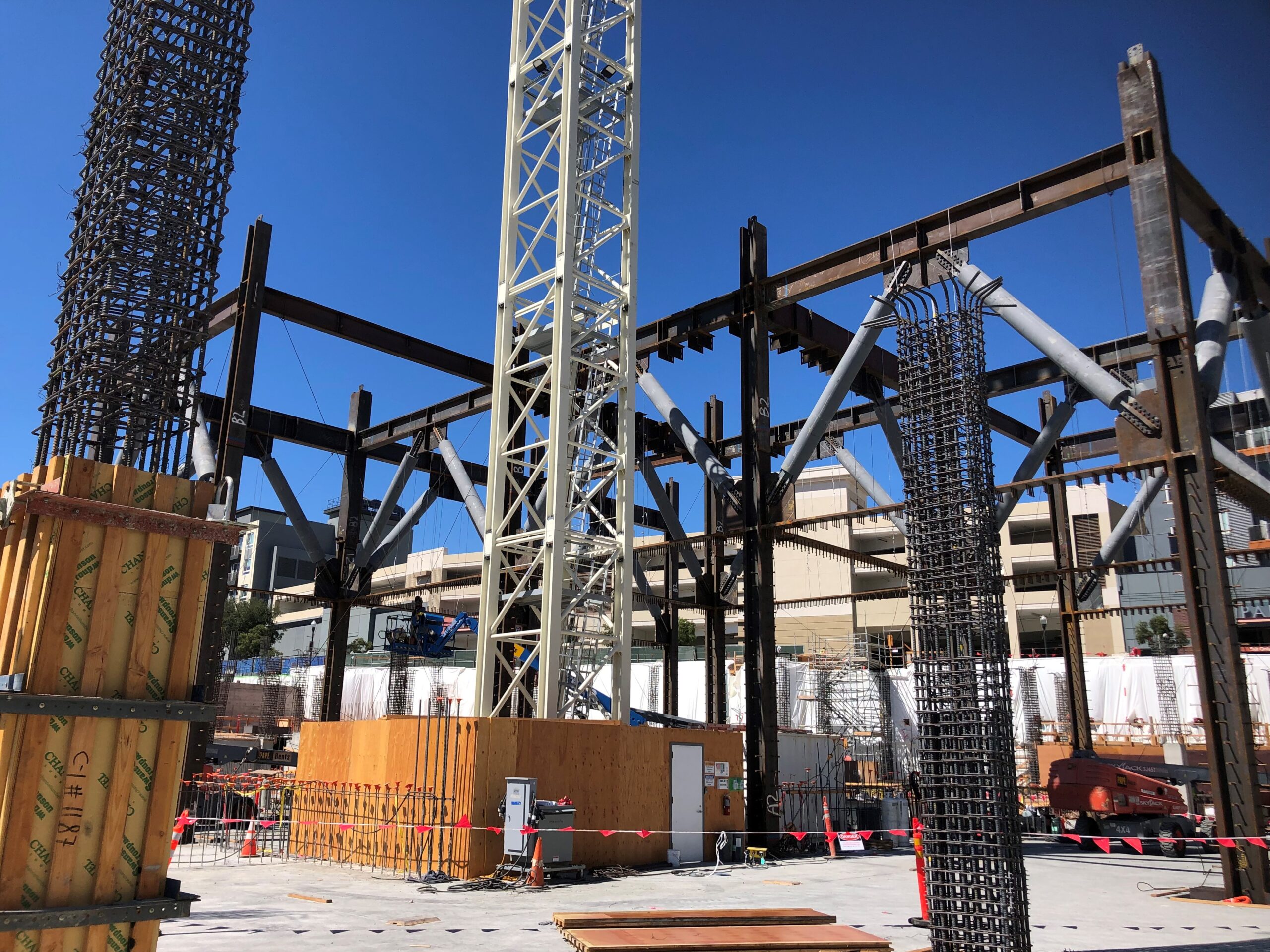 Home California Erectors