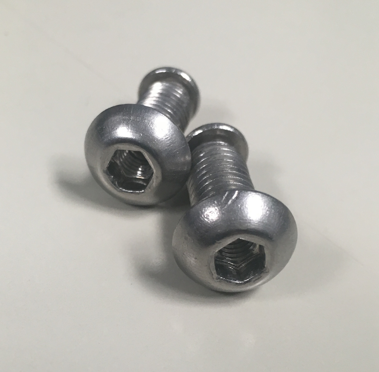 Calfee Rack/Fender Mount Bolts Pair