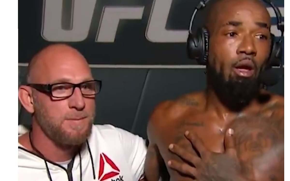 (Video) Most Heartwarming UFC postfight Moment Bobby Green Thanks
