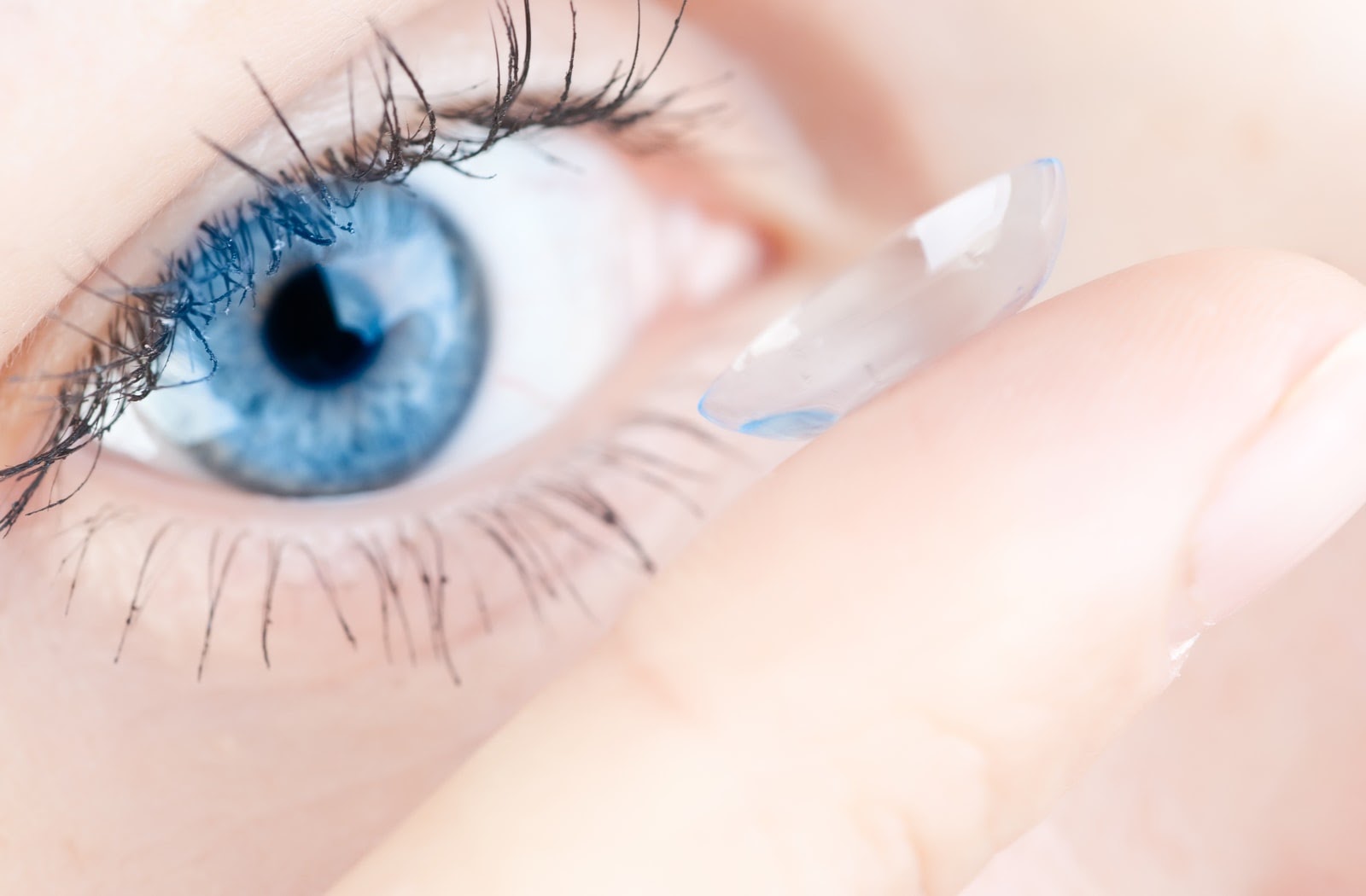 Is It OK to Wear Contacts Every Day? Calgary Optometry