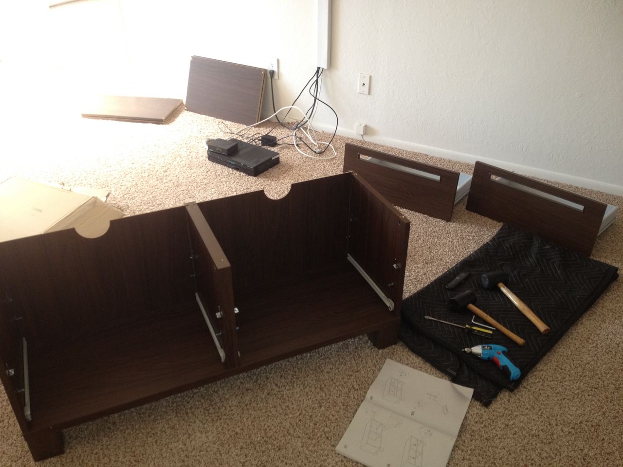 Ikea Besta Adal TV unit Assembly CARTER ASSEMBLY Assembly