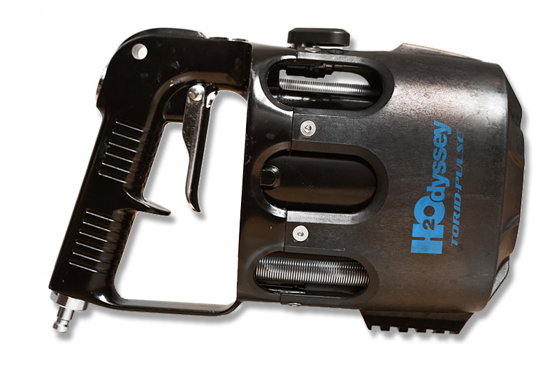 Torid Pulse Airgun Brings “Underwater Tagging” to Divers California