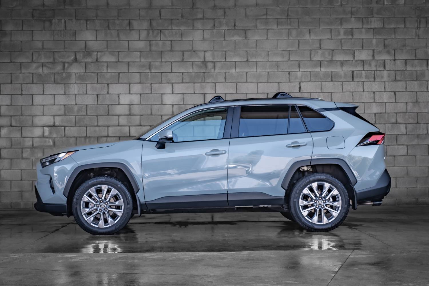 Rent a Toyota Rav4 in Los Angeles SUV Rental California Rent A Car