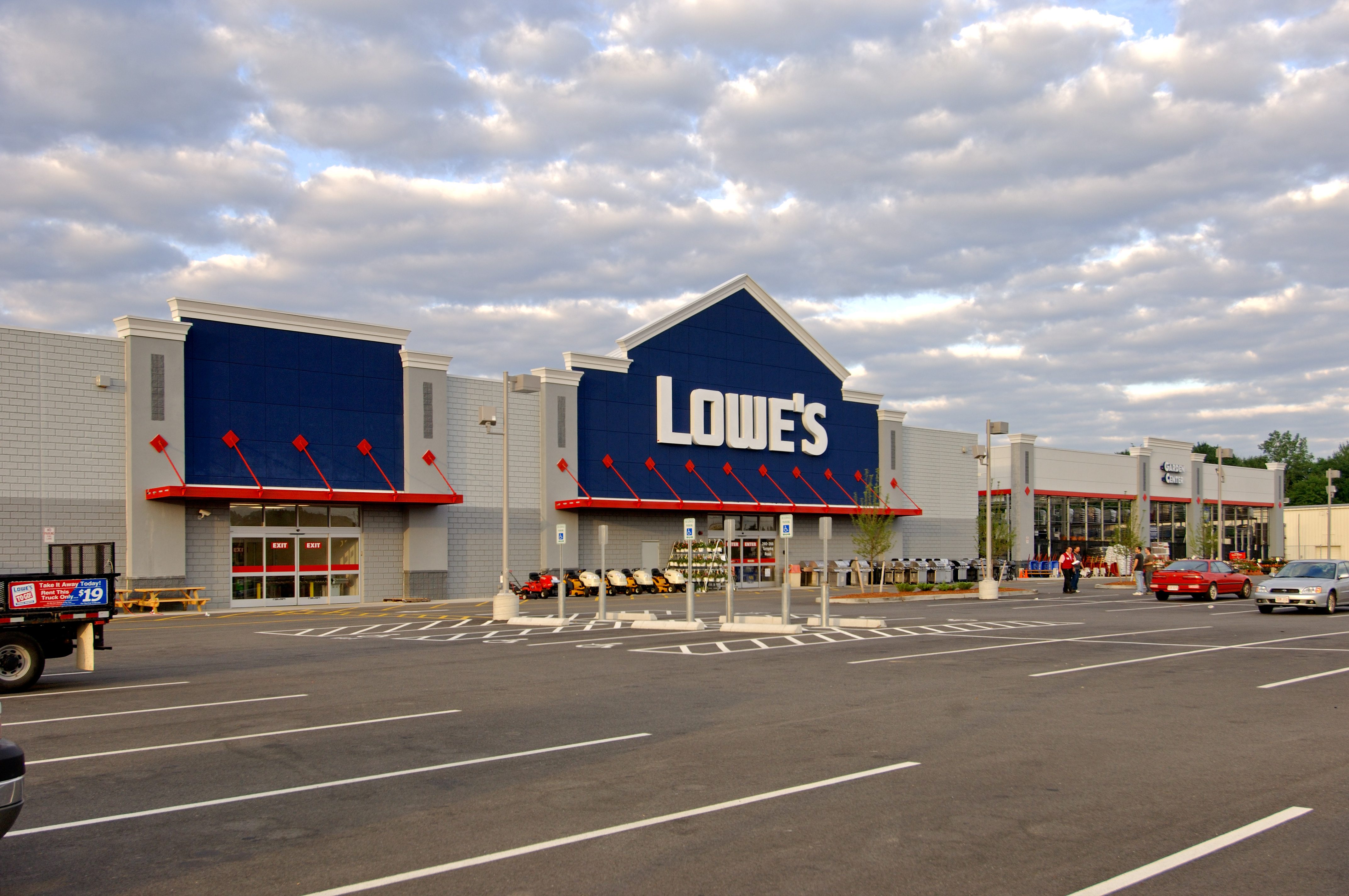 Lowes Callahan Construction Managers