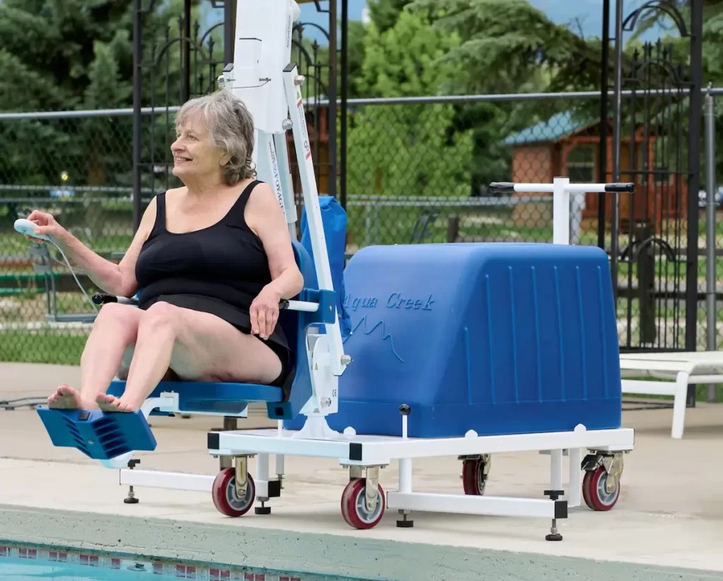 What Causes Mobility Issues in The Elderly? Know In Details