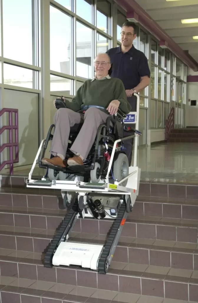 What Causes Mobility Issues in The Elderly? Know In Details