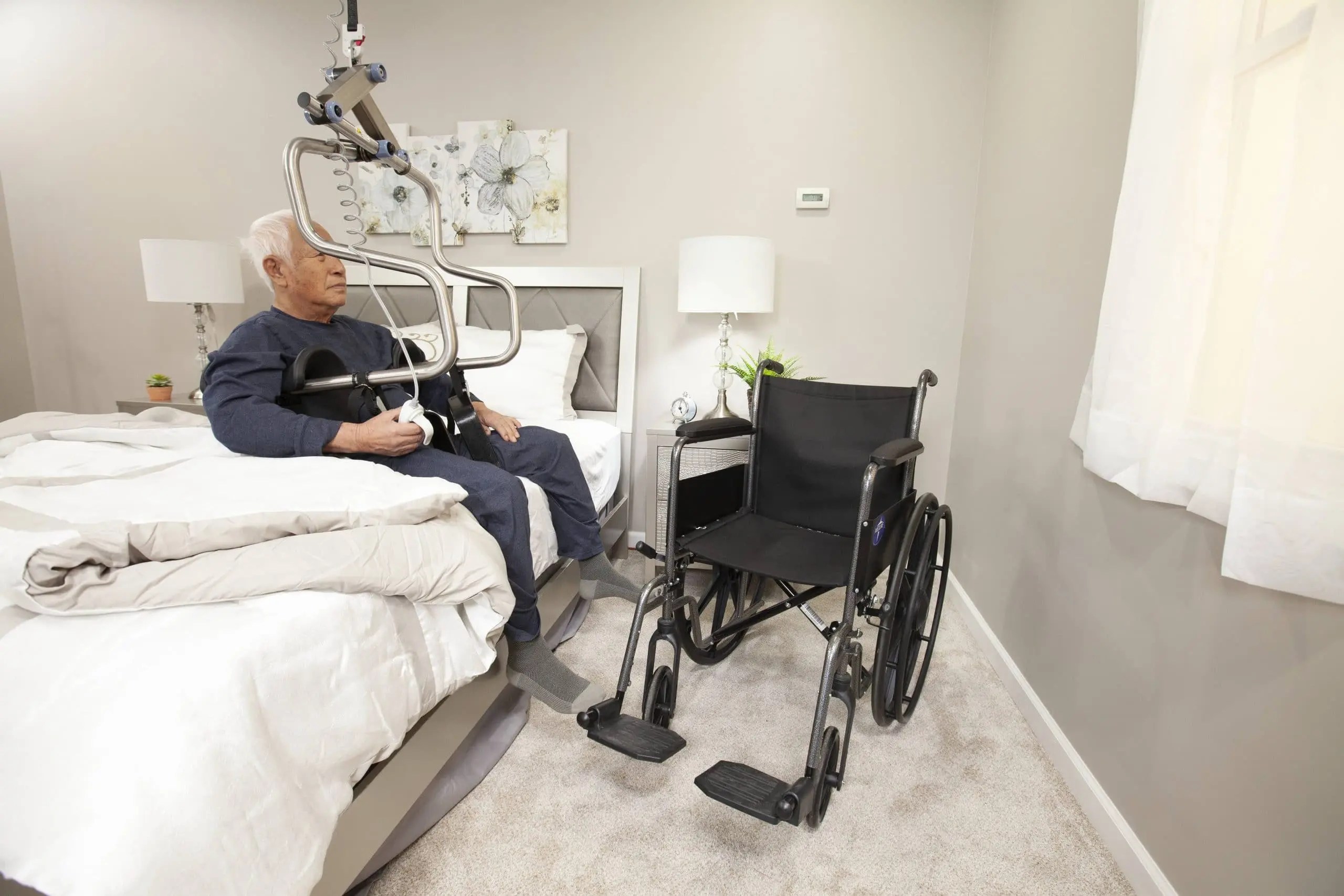 What Causes Mobility Issues in The Elderly? Know In Details
