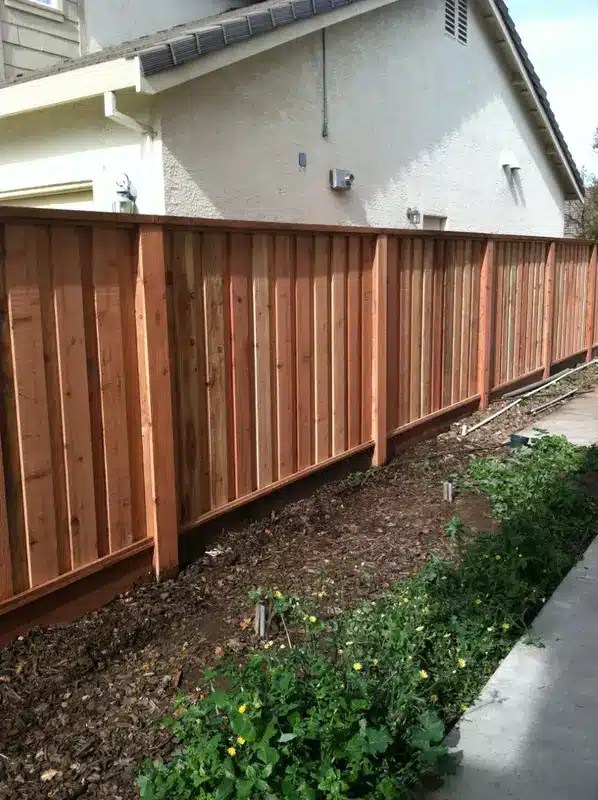 How much does a fence cost in Sacramento? Fantastic Fence