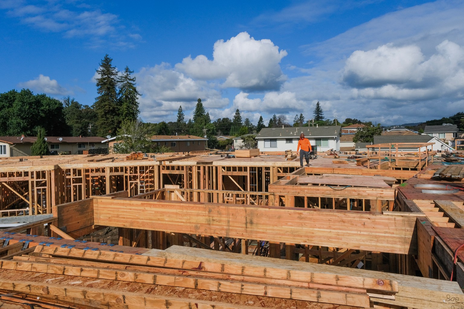 La loi de Trump pourrait stimuler la production de logements abordables en Californie