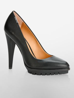 Calvin Klein Womens Leilani Leather Pump Shoe eBay