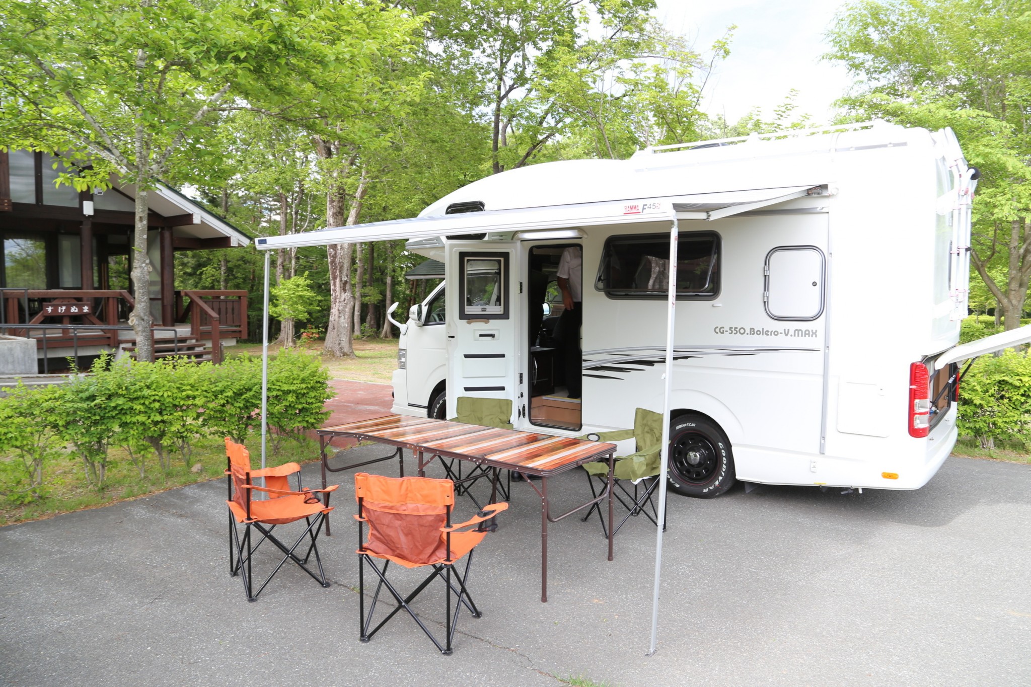 【2025年最新版】普通免許でキャンピングカーは運転できる？条件・車種別に徹底解説 キャンピングカーならCAMCAR(キャンカー)