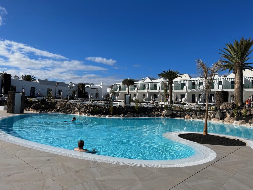 Relax heated lower pool
