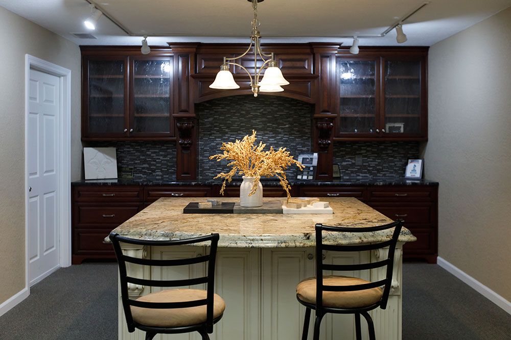 Commercial and Residential Countertop Showroom in Holland, OH Cameo