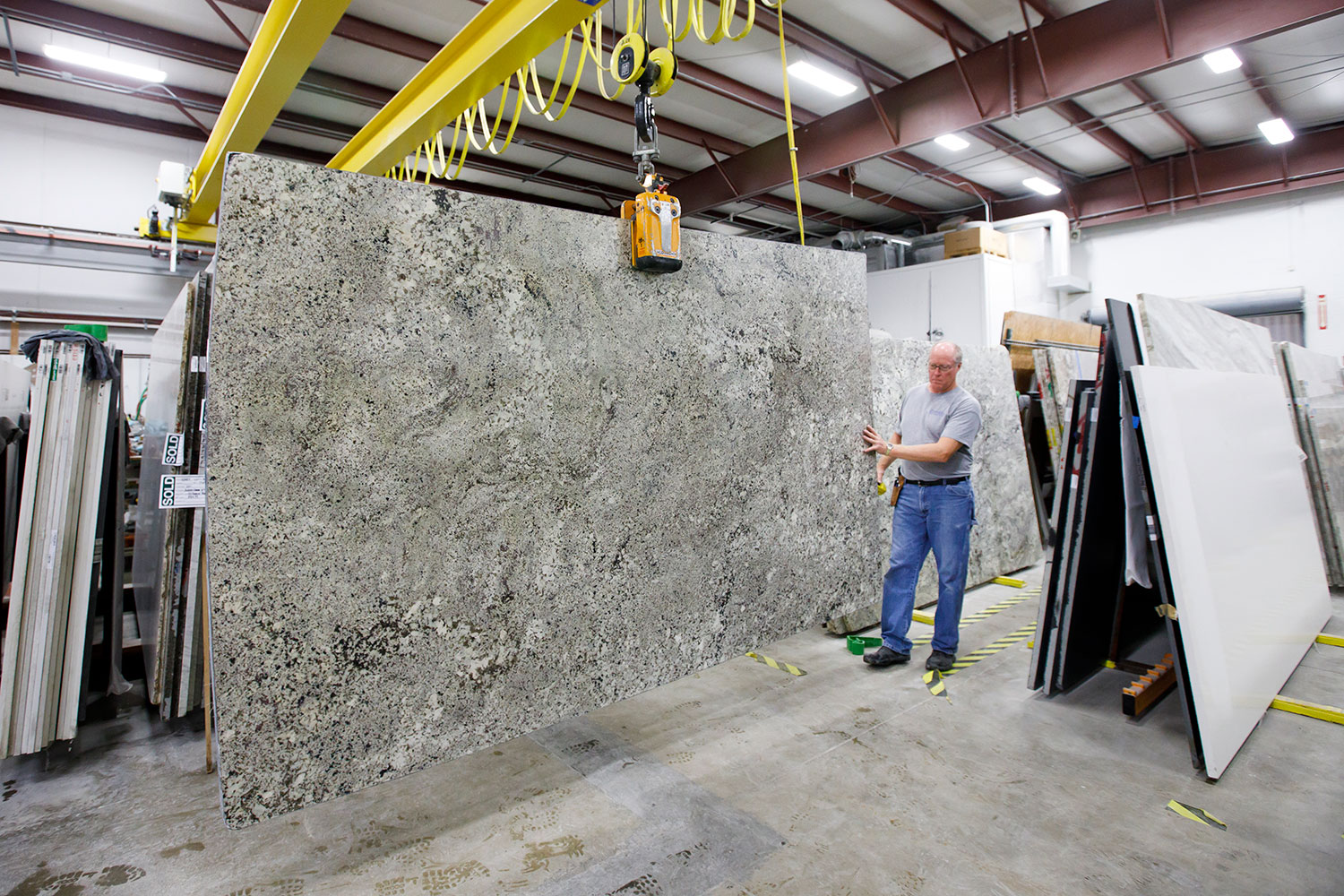 Commercial and Residential Countertop Showroom in Holland, OH Cameo