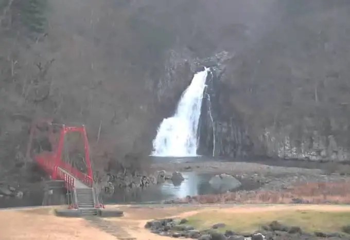 秋田県で記録的短時間大雨情報 由利本荘市で約100Mmの猛烈な雨 - ウェザーニュース 由利本荘市(港の湯・矢島駅・法体の滝)ライブカメラ(10ヶ所)と雨雲レーダー/秋田県由利本荘市 | ライブカメラ検索マップ