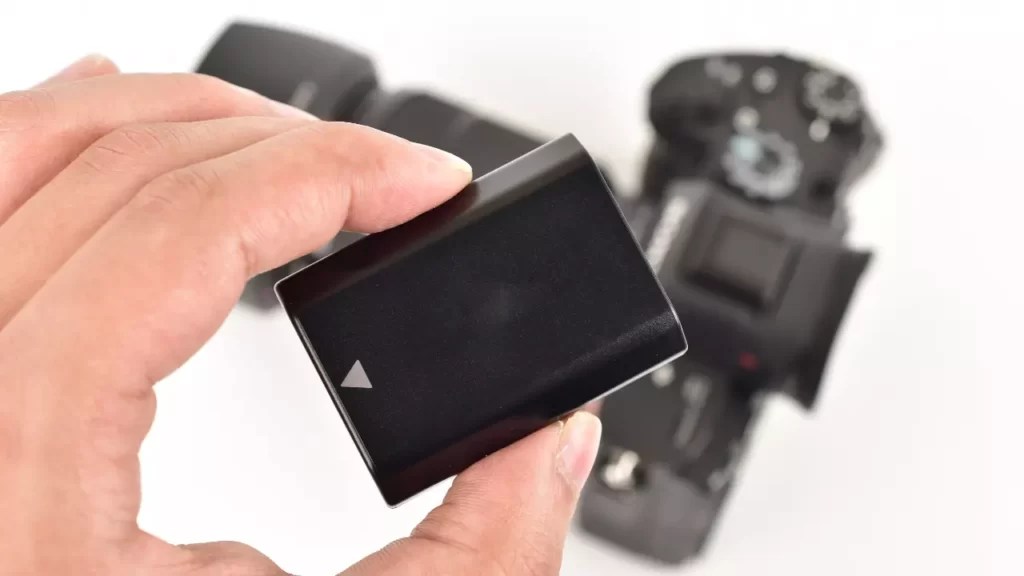 How Long Does a Canon Battery Take to Charge? - Camera Clickz