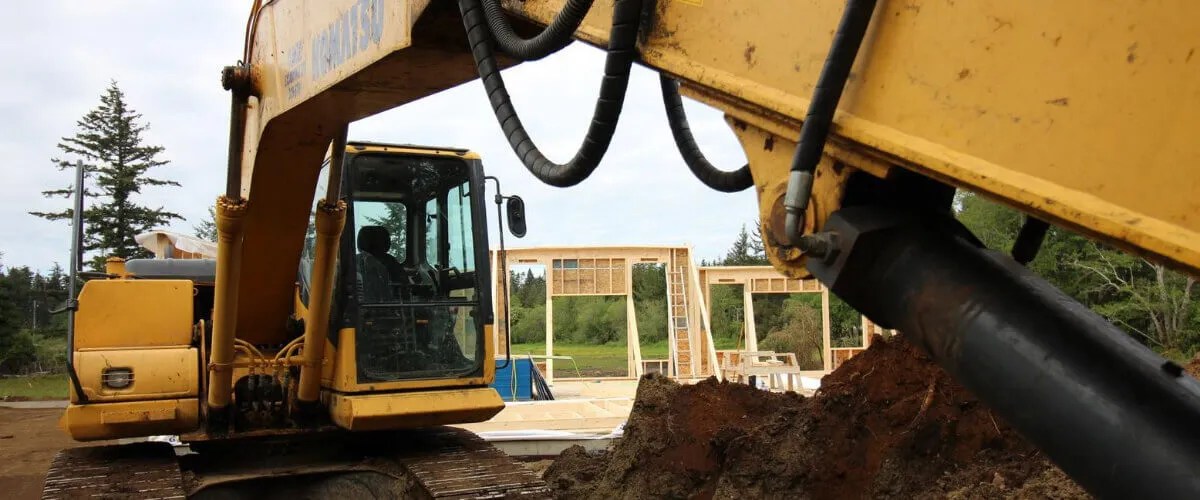 How to Choose a General Contractor to Build Your New Home (2023