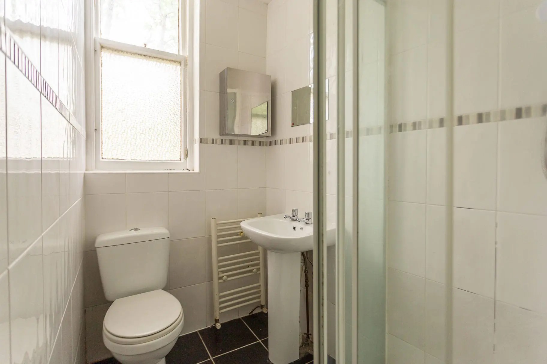 20/5 Waverley Park, Edinburgh EH8 8ET Cameron Stephen and Co