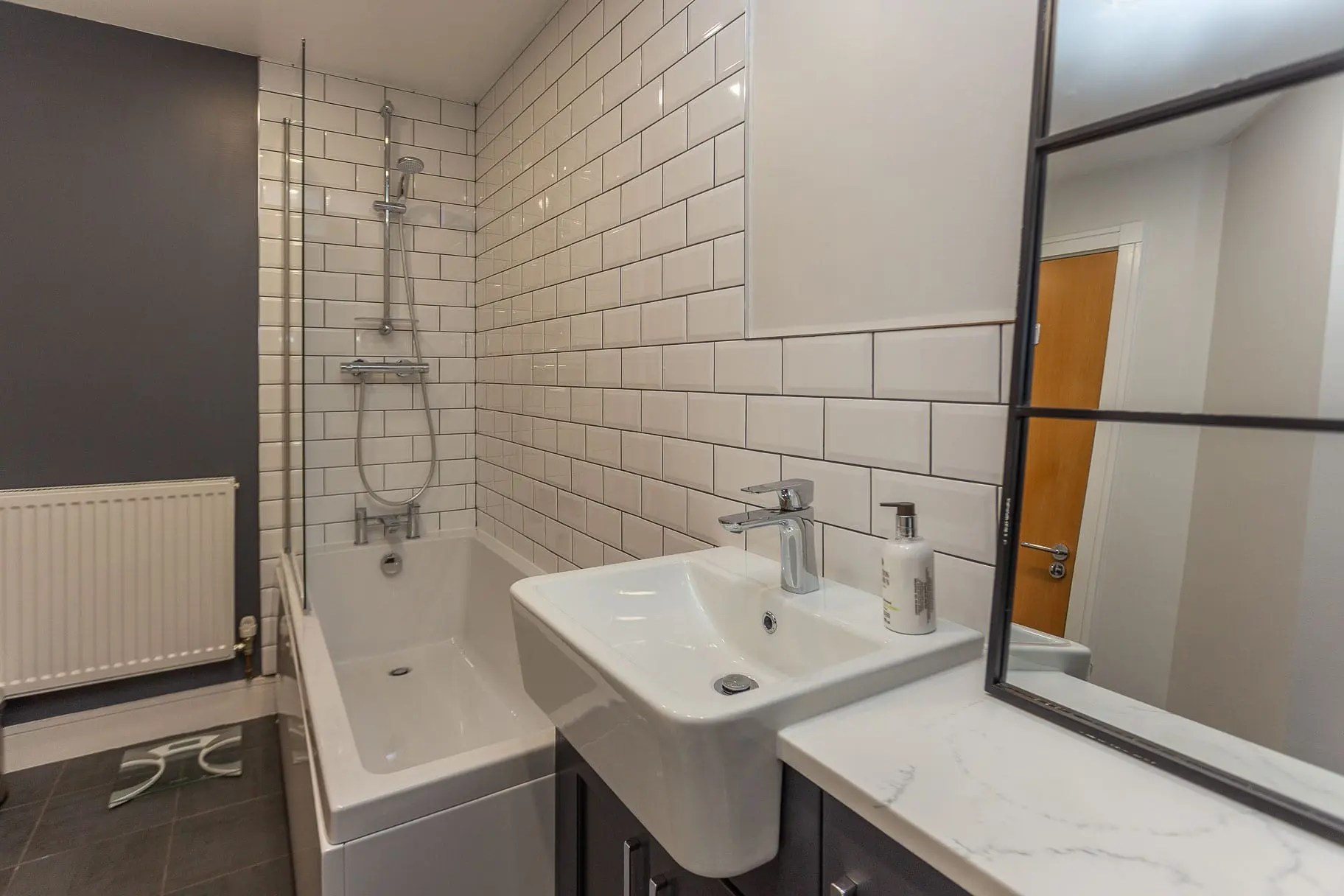 19/4 Timber Bush, Edinburgh EH6 6QH Cameron Stephen and Co