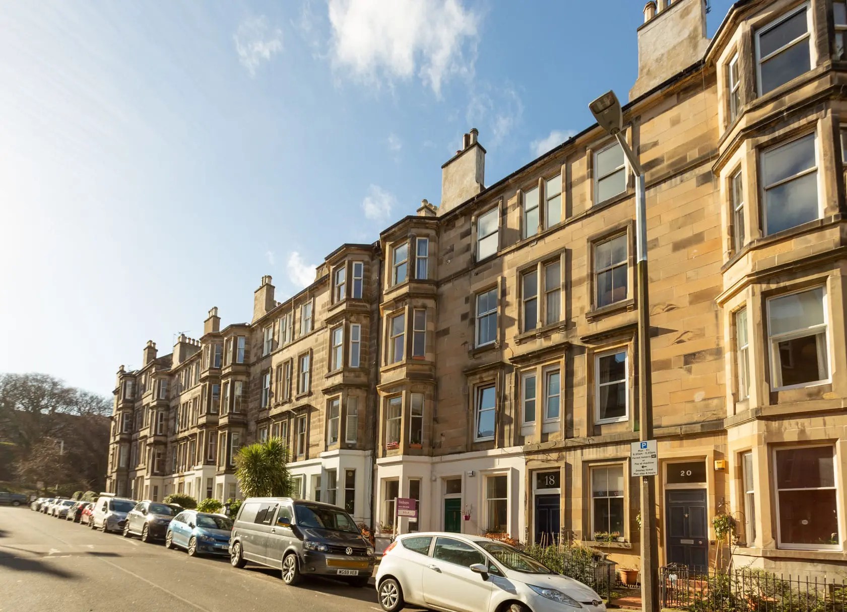 18/3 Brunton Terrace, Edinburgh EH7 5EQ Cameron Stephen and Co