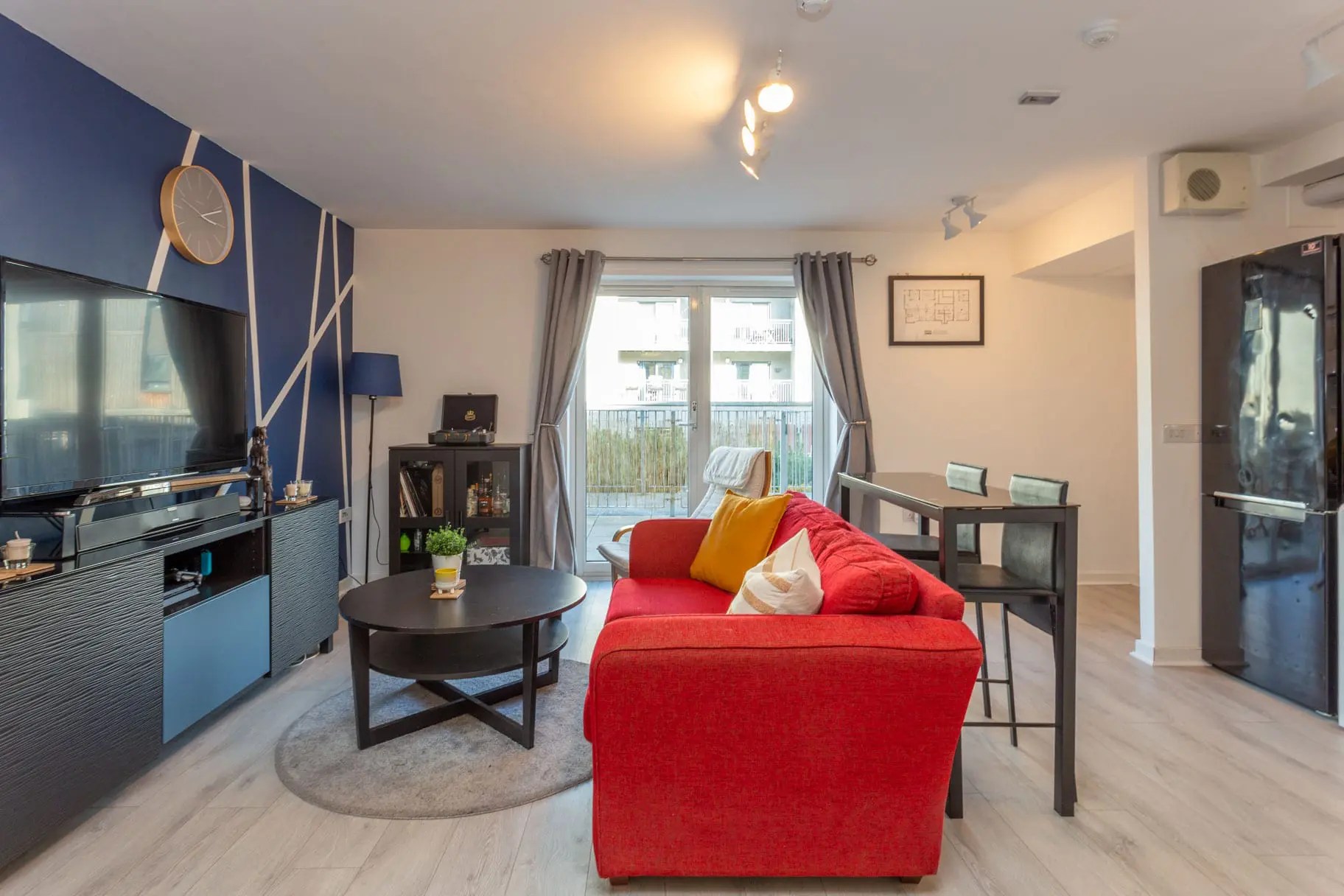 6/2 Marine Drive, Edinburgh EH5 1FD Cameron Stephen and Co