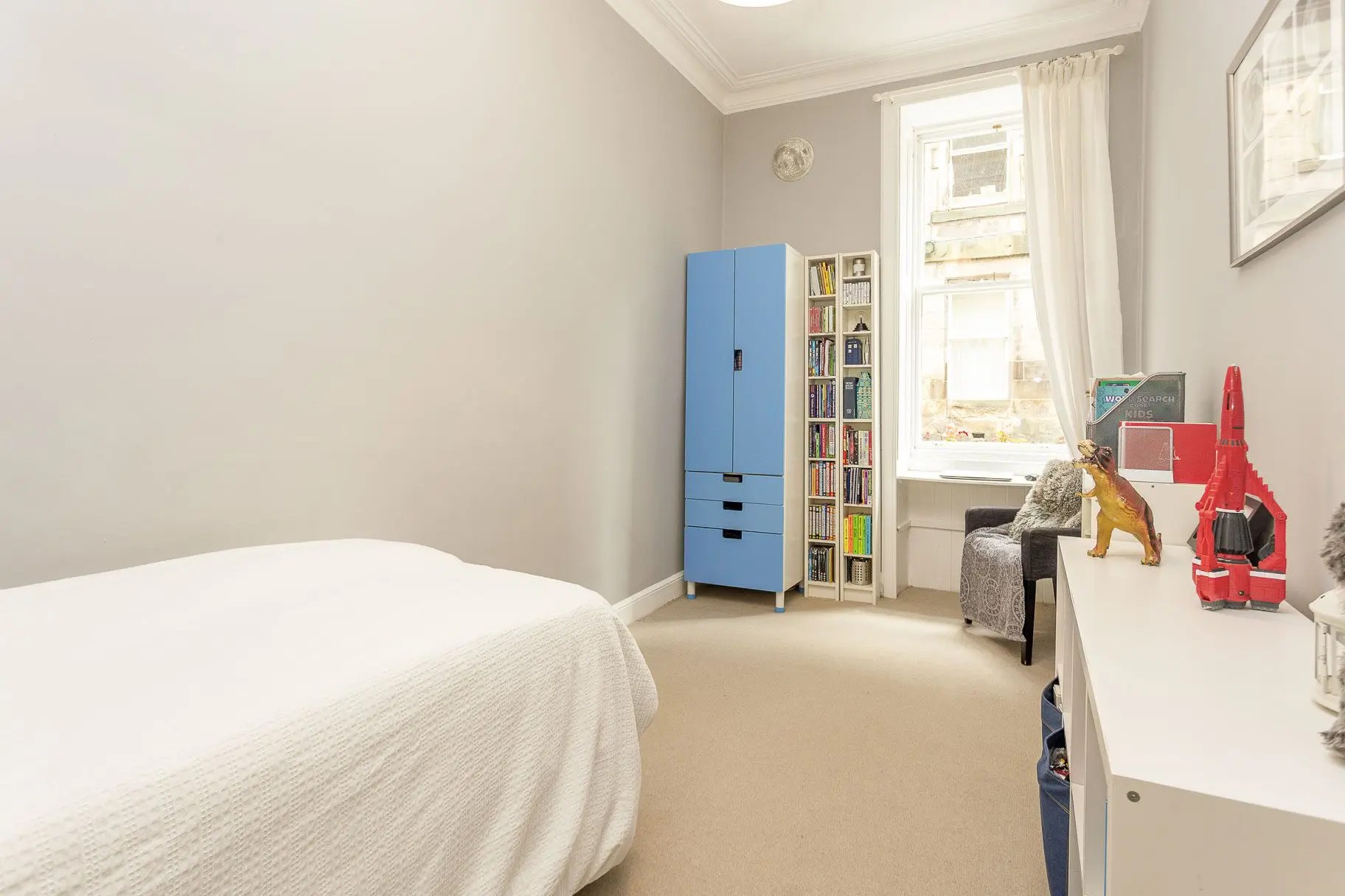 29 (PF2) Roseneath Terrace, Edinburgh EH9 1JP Cameron Stephen and Co