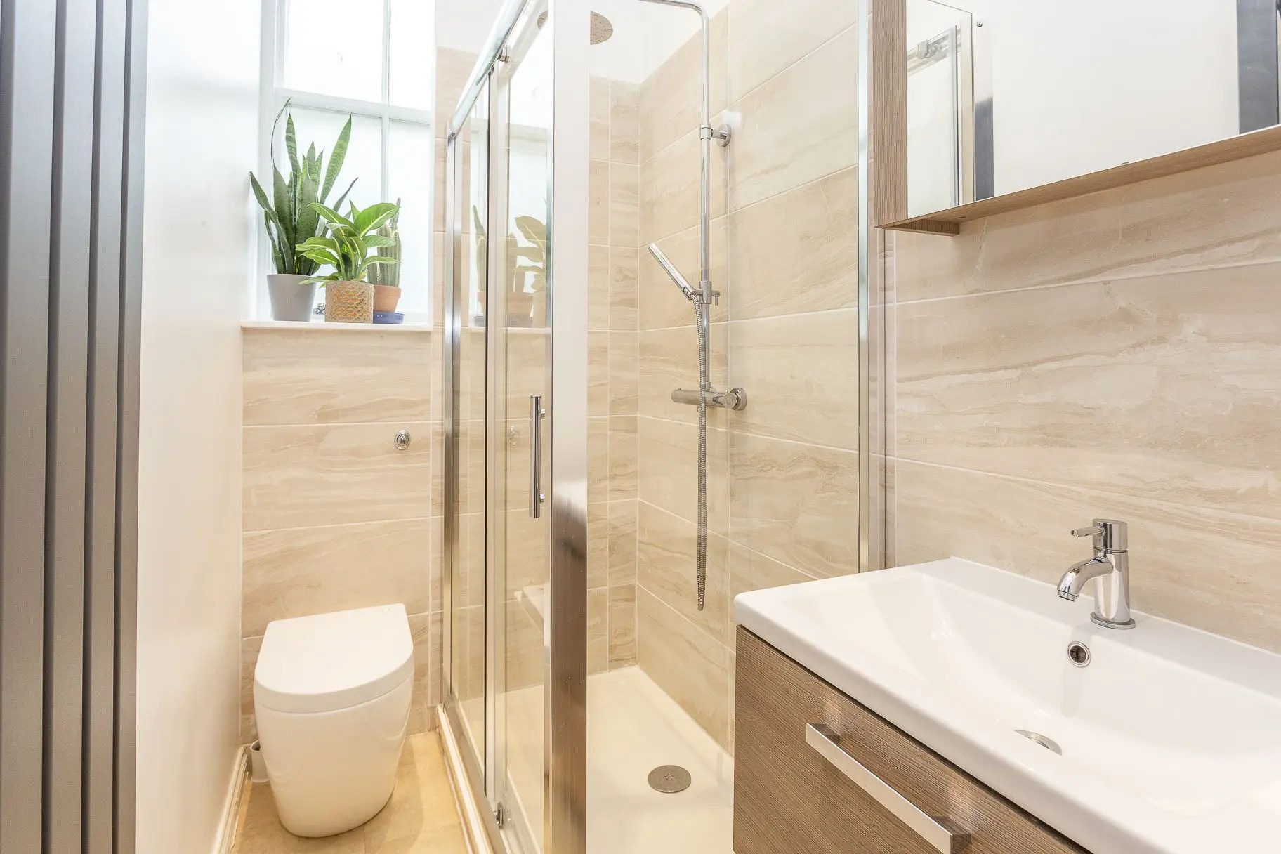 29 (PF2) Roseneath Terrace, Edinburgh EH9 1JP Cameron Stephen and Co