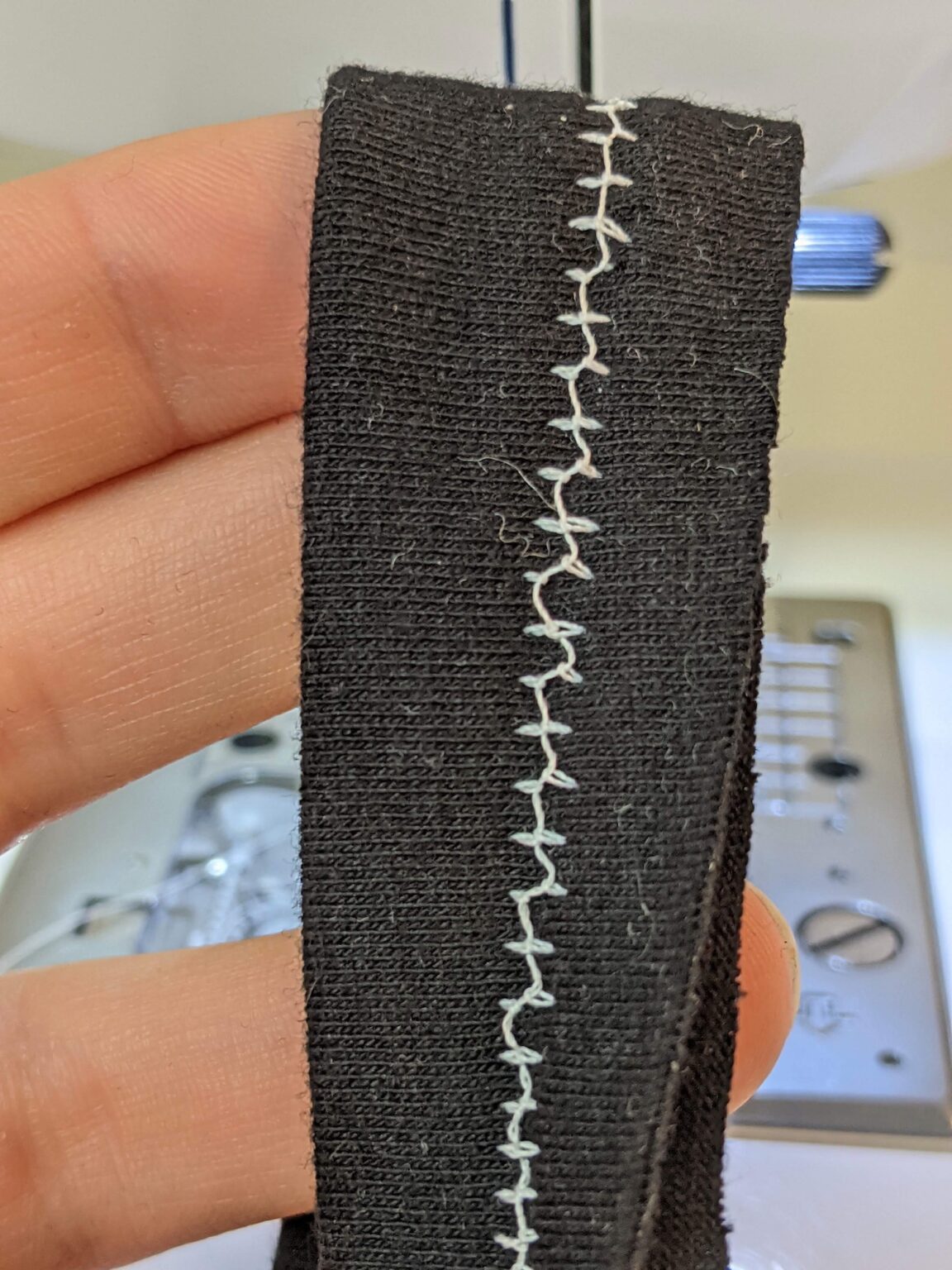 How to use a twin needle? Tips CAMIMADE