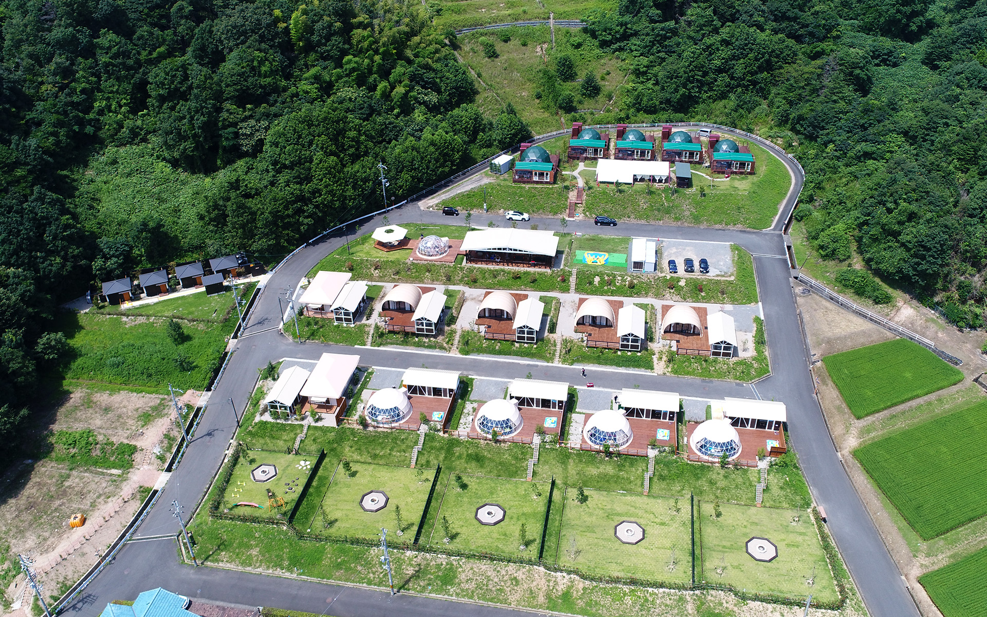 GLANPING VILLAGE HAJIME 【 京都府 宮津市】 Camp＆Eats（キャンプアンドイーツ）