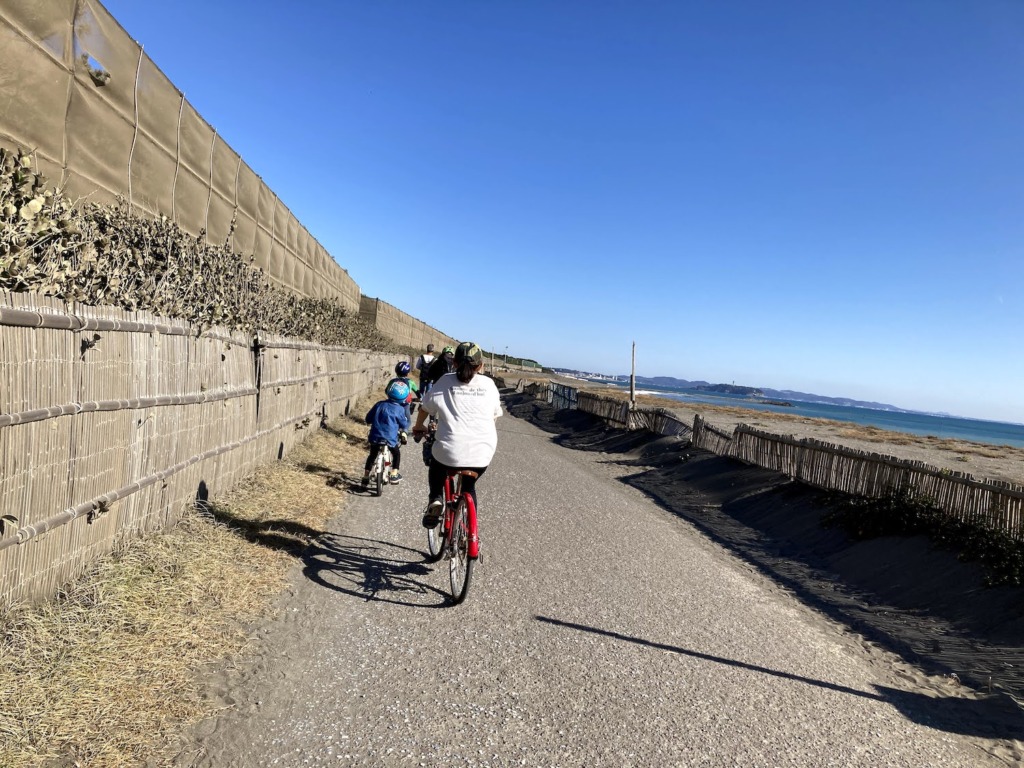 秋の海沿いを親子サイクリング！湘南エリアのレンタル自転車まとめ ページ 3 キャンプしたいママ、応援します！！