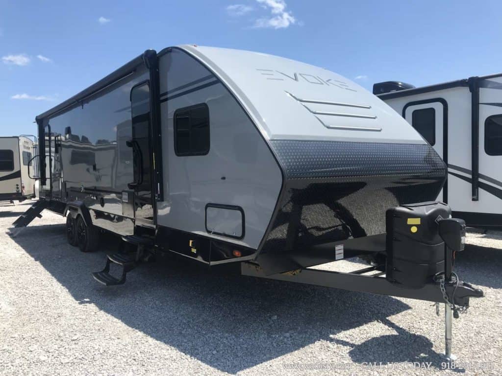 Best Used Travel Trailers For Full Time Living at Rowena Sanderson blog