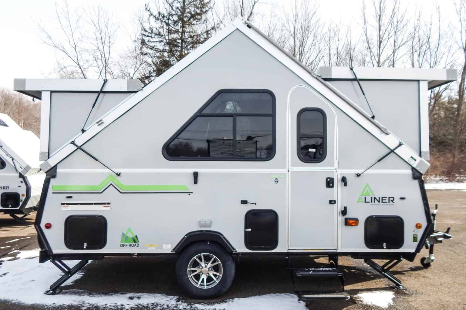 Top 5 Best Luxury Pop Up Campers (Updated 2021)