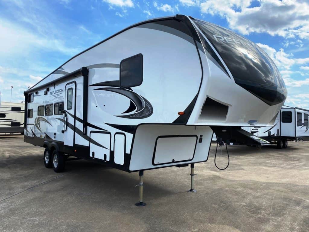 5th Wheel with Bunkhouse CamperAdvise