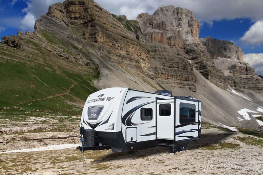Outdoors RV Mountain Reviews | CamperAdvise