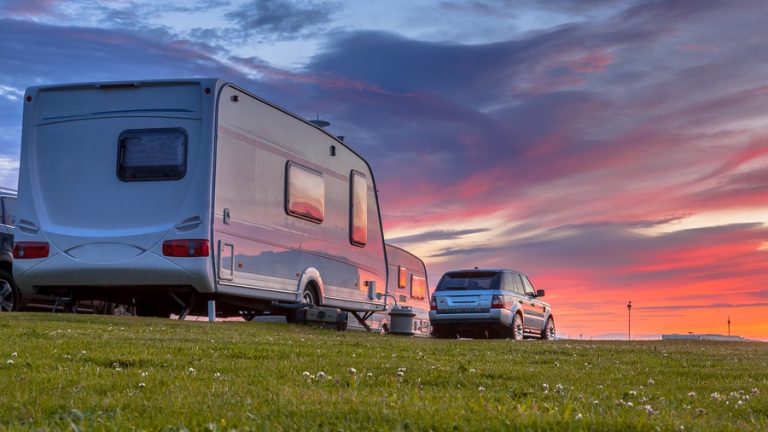 4 Best Travel Trailers for Couples in 2020