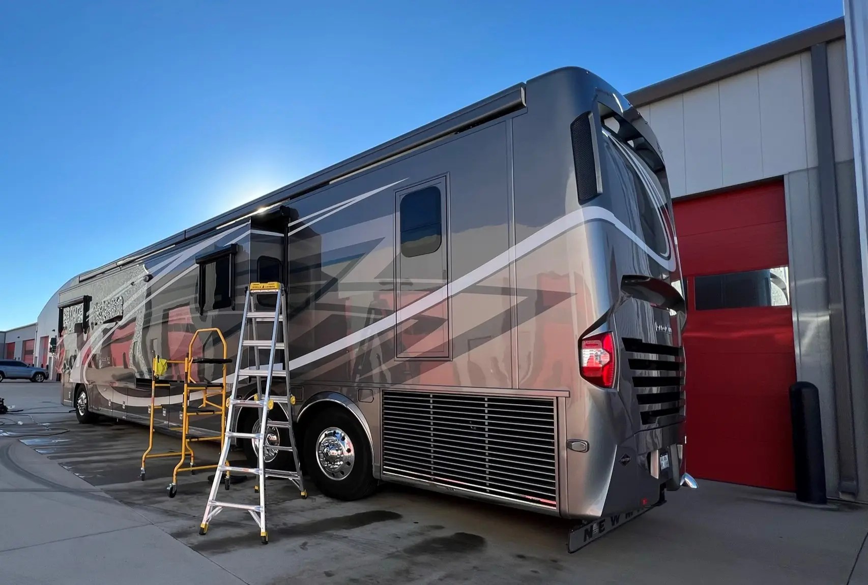 RV Detailing Unlocking the Brilliance of Your Home on Wheels