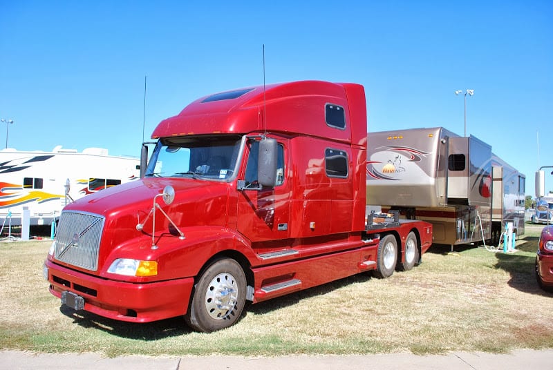 When SemiTrucks Towing Fifth Wheels Makes Sense Camper Report